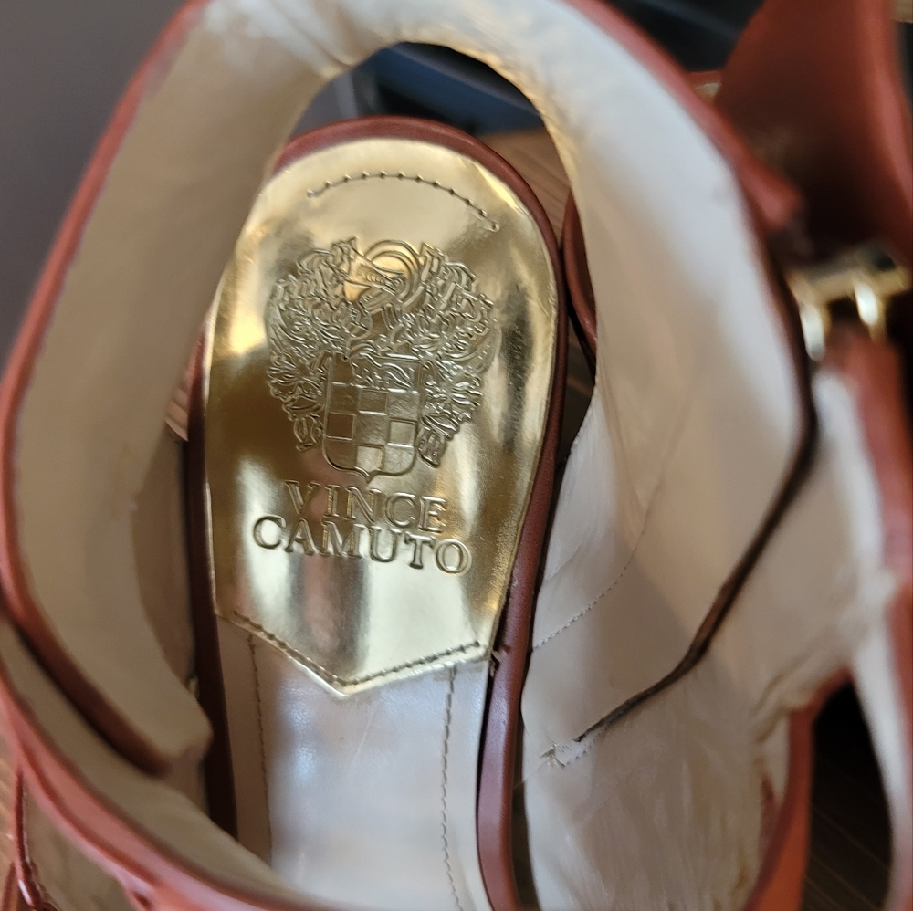 Vince Camuto Medow Sandal Booties. Size 10. - Picture 11 of 11